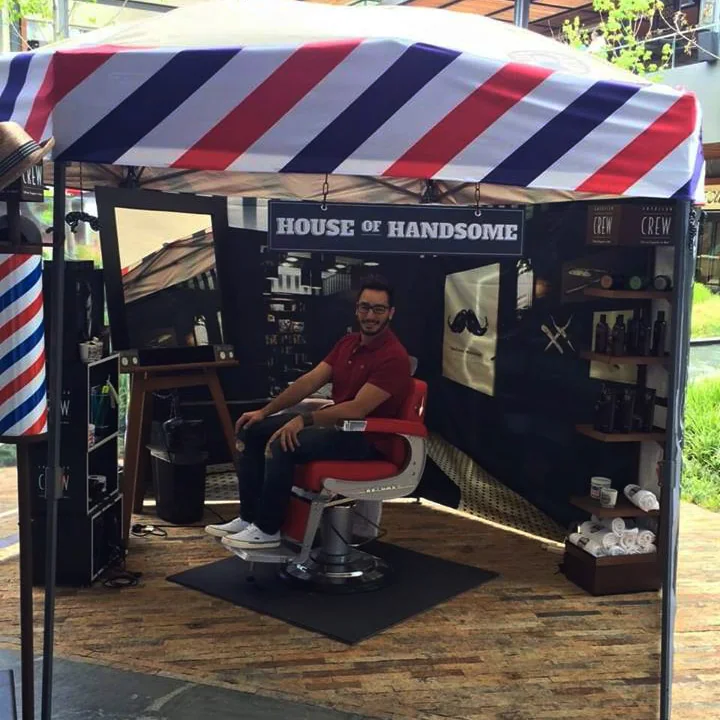 Activacion BarberShop — Lacoste
